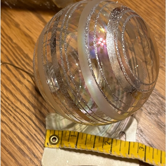 ‼️SOLD‼️ Silver & Glass Christmas Bulbs~ Set (12) - Gorgeous!🎄 - Picture 7 of 7